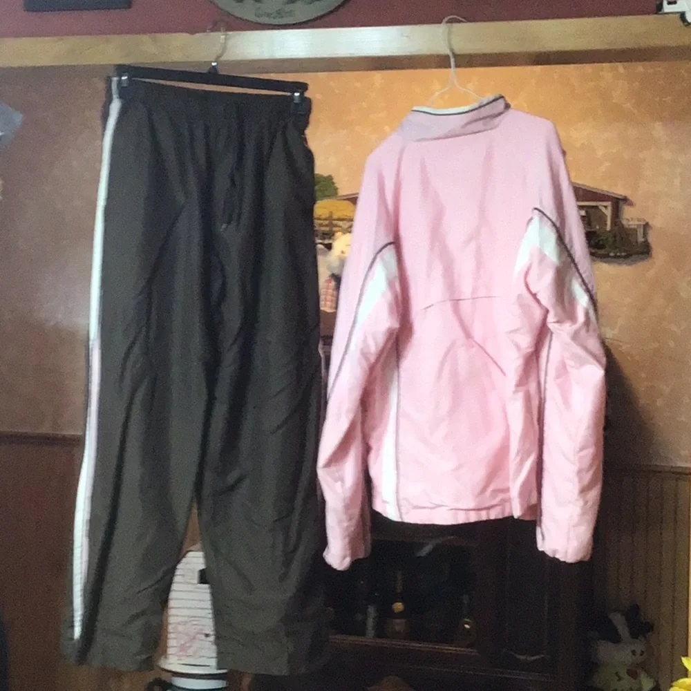 Woman’s Athletic Pink/Brown Suit - Picture 2 of 4